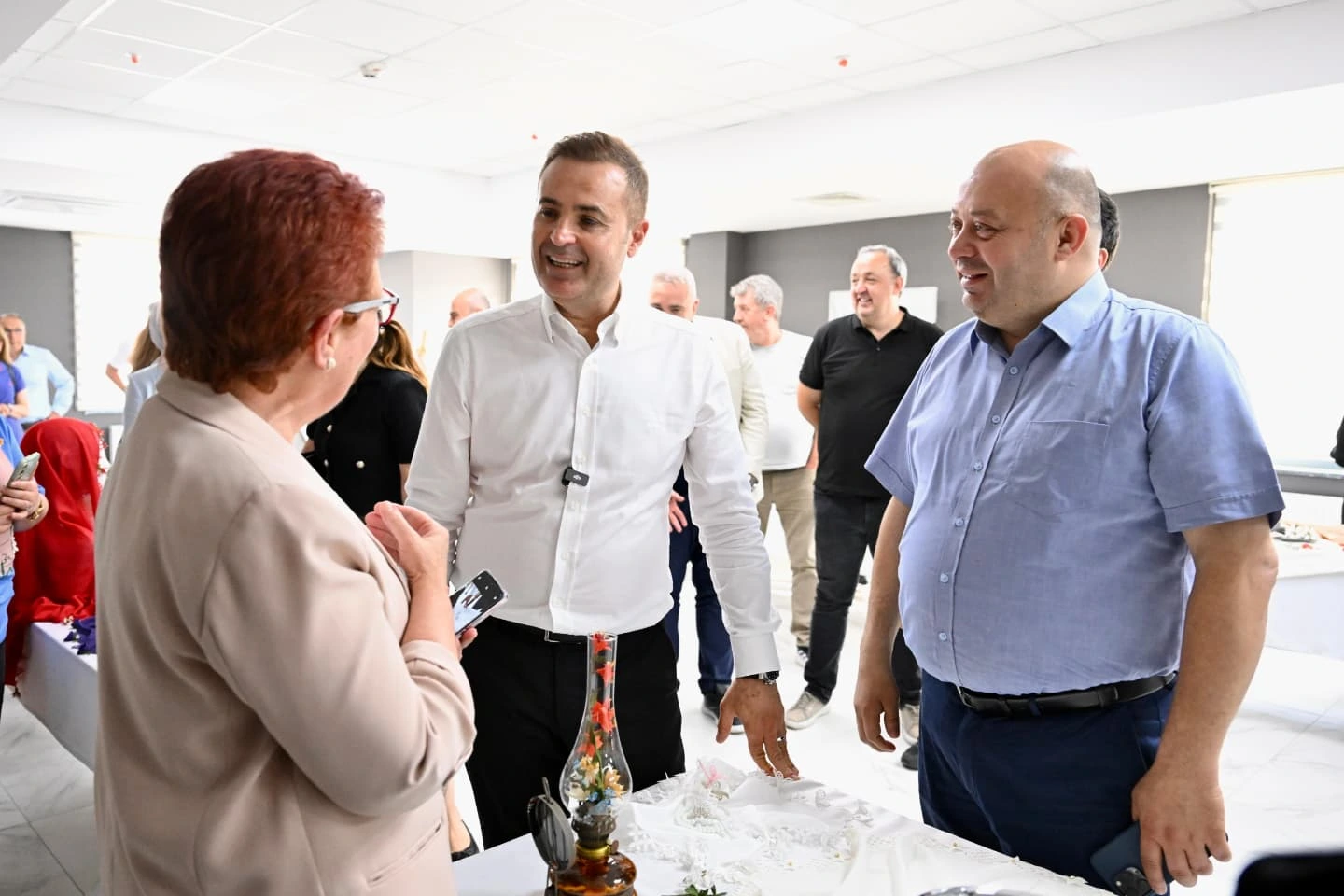 Balıkesir'de İğne Oyası Kursu Mezunları Sergisi Düzenlendi