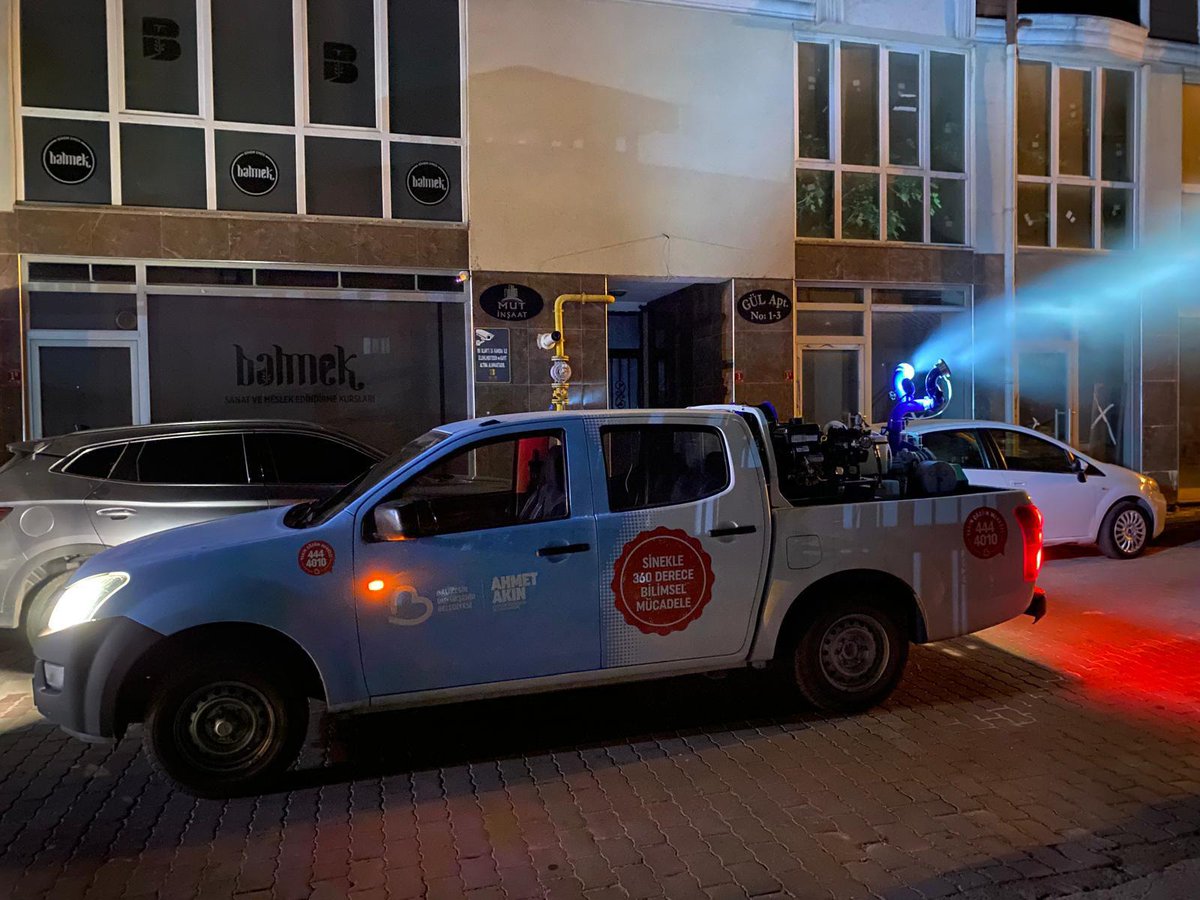 Balıkesir'de Sinek Larvasıyla Mücadele Aralıksız Sürüyor