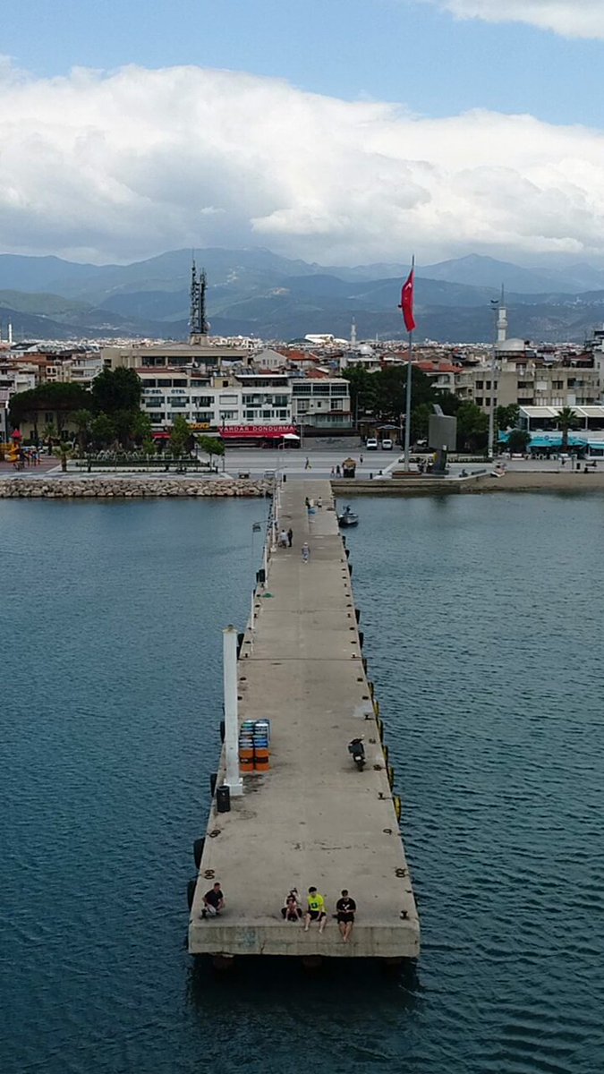 Edremit Belediyesi'nden Mutlu Hafta Dileği