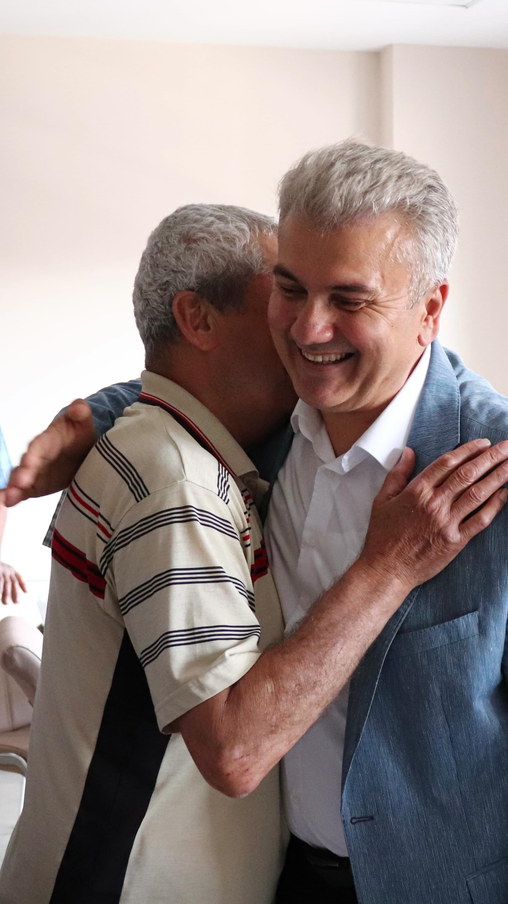 AK Parti Balıkesir Milletvekili Canbey Huzurevi Ziyareti Gerçekleştirdi