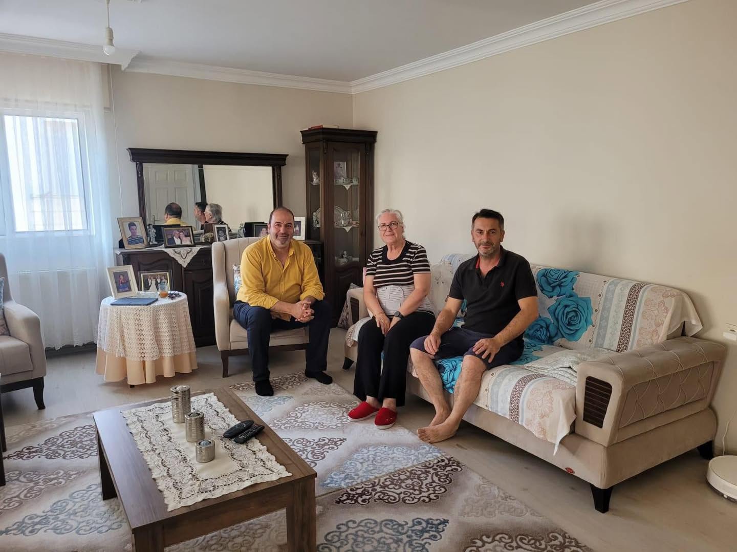 Marmara Adalar Belediyesi Başkan Vekili Alagaş ve Meclis Üyesi Yarar, Yeni Doğan ve Hasta Ziyaretinde Bulundu