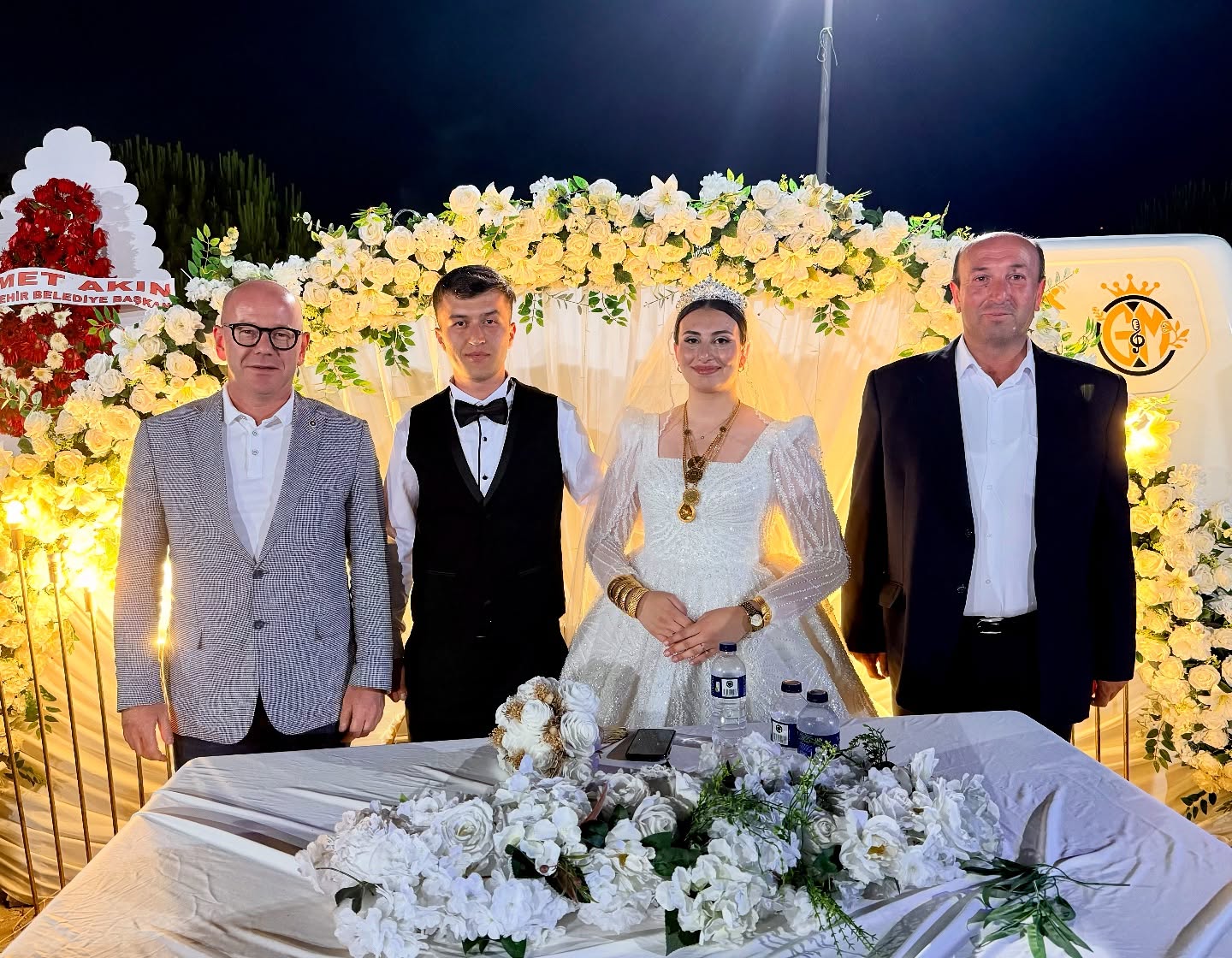 CHP Milletvekili Sarı, Balıkesir'de Düğün Törenine Katıldı