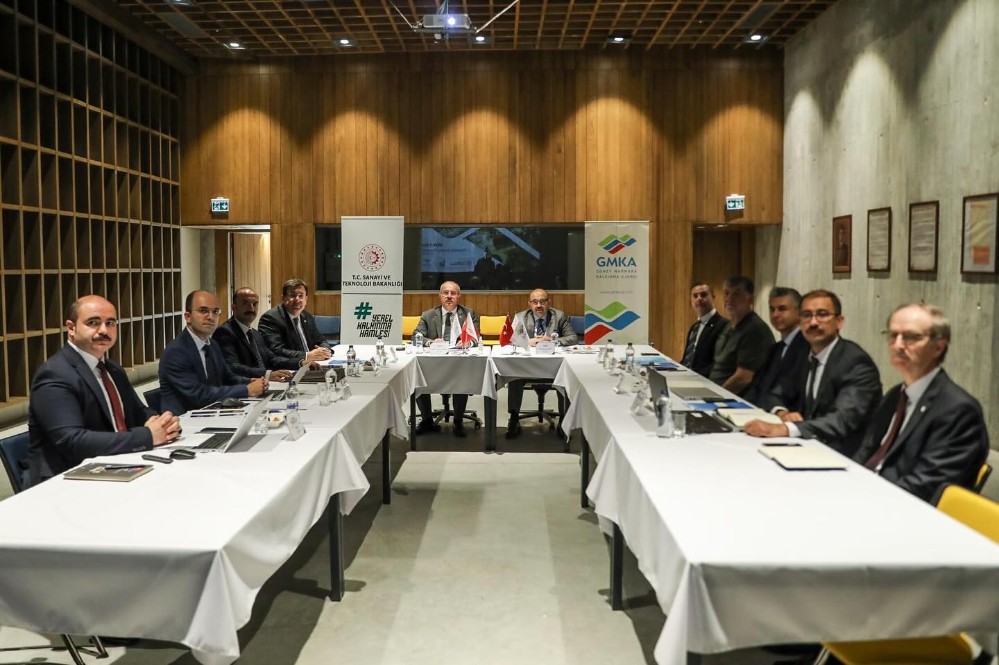 Balıkesir Valisi Ustaoğlu, GMKA Yönetim Kurulu Toplantısı’na Katıldı