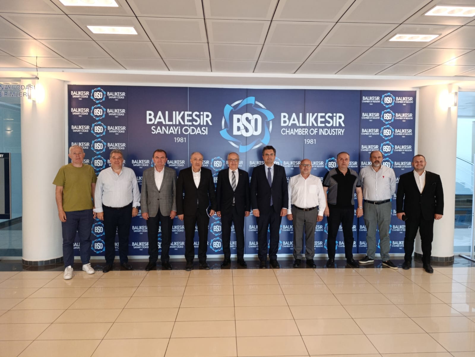 Balıkesir Bağımsız Milletvekilleri Sanayi Odası'nı Ziyaret Etti