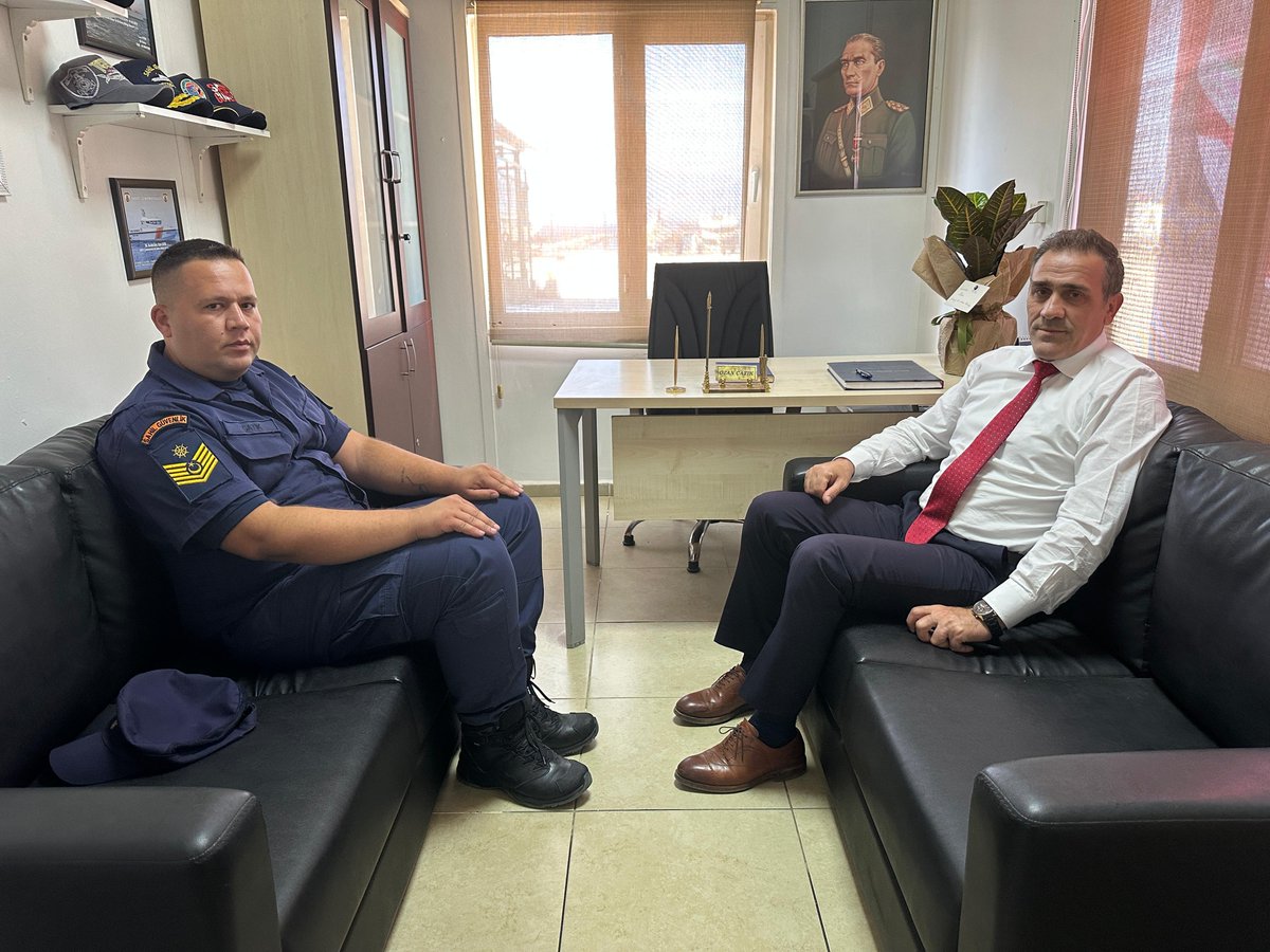 Burhaniye Kaymakamı Memiş, TCSG6 Bot Komutanı Çatık'a Veda Ziyareti Yaptı