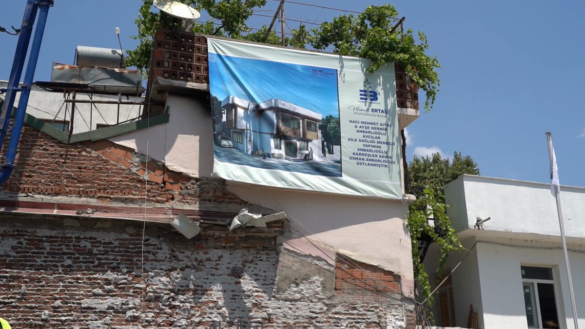 Edremit'te Yeni Aile Sağlığı Merkezi İçin Temel Atıldı