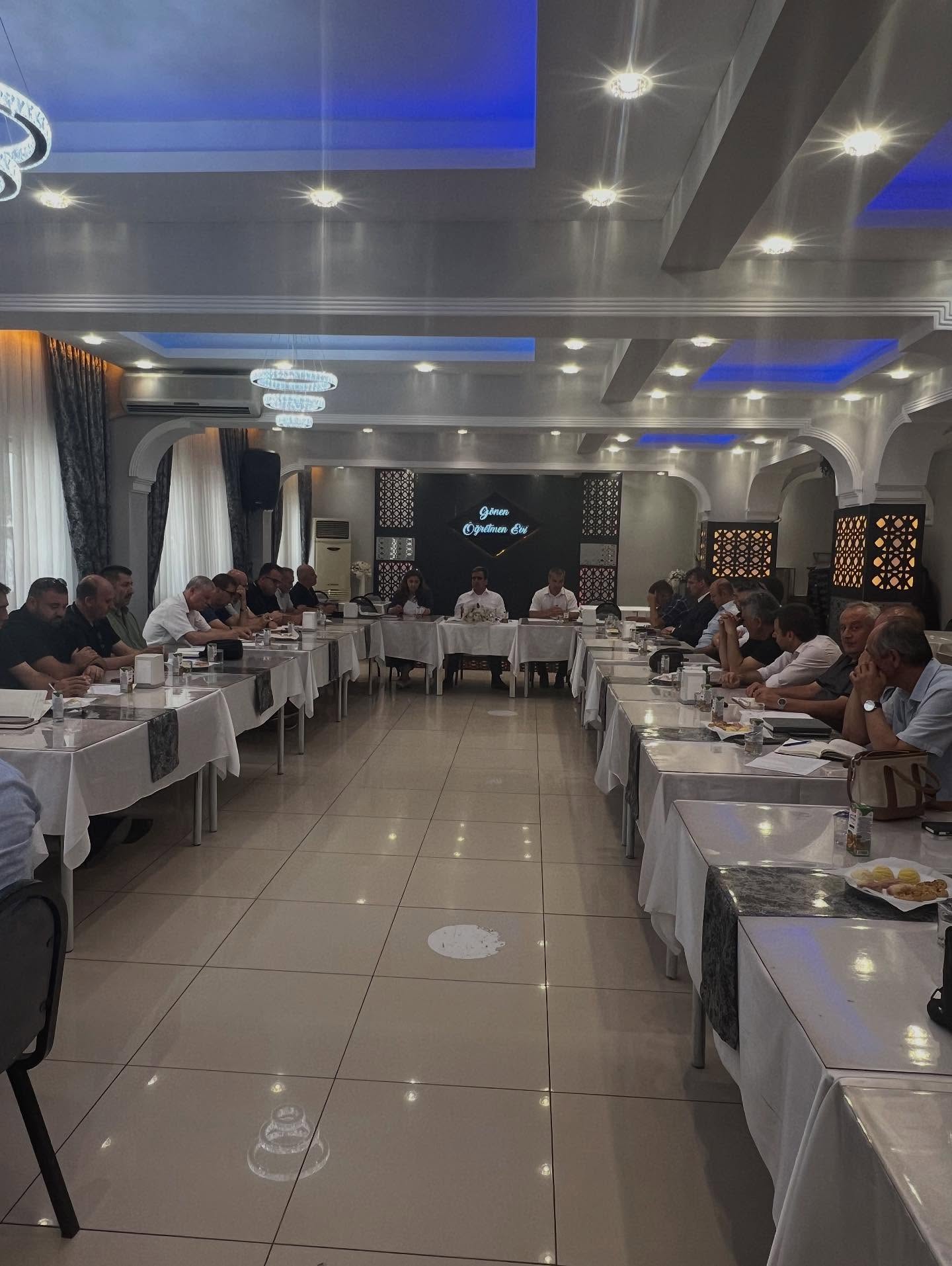 Gönen İlçe Milli Eğitim Müdürlüğü Yıl Sonu Değerlendirme Toplantısı Yapıldı