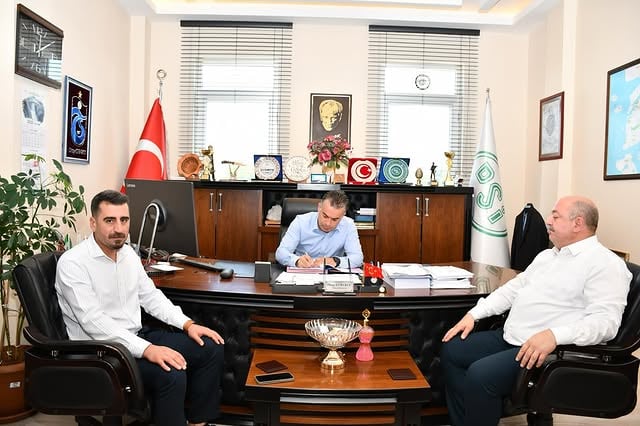 Balıkesir'de Tarım Arazilerine Sulama Müjdesi: Kavaklı Göleti Sulaması Yenileniyor