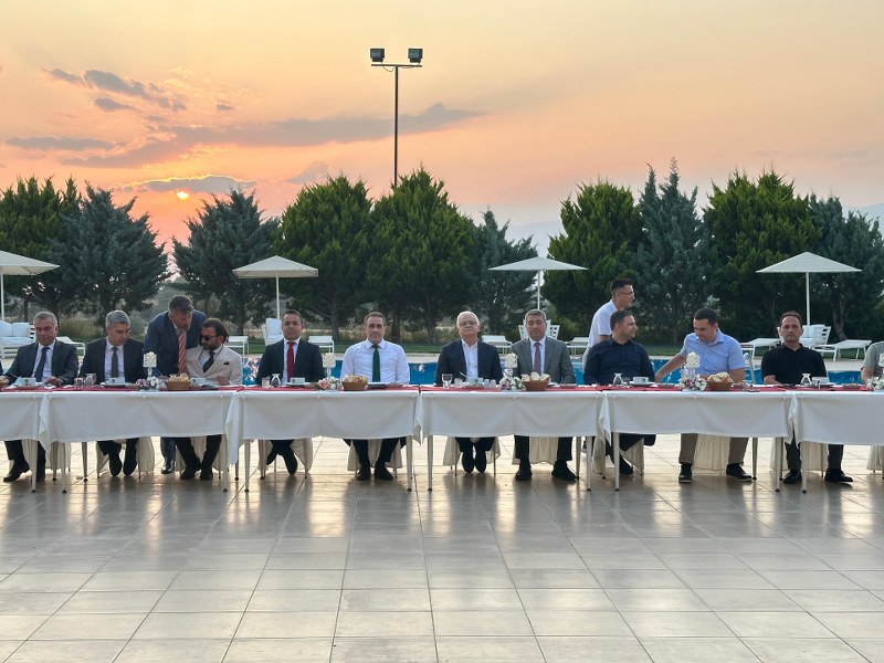 Burhaniye Kaymakamı İlyas Memiş Talas'a Atandı, Veda Yemeği Düzenlendi