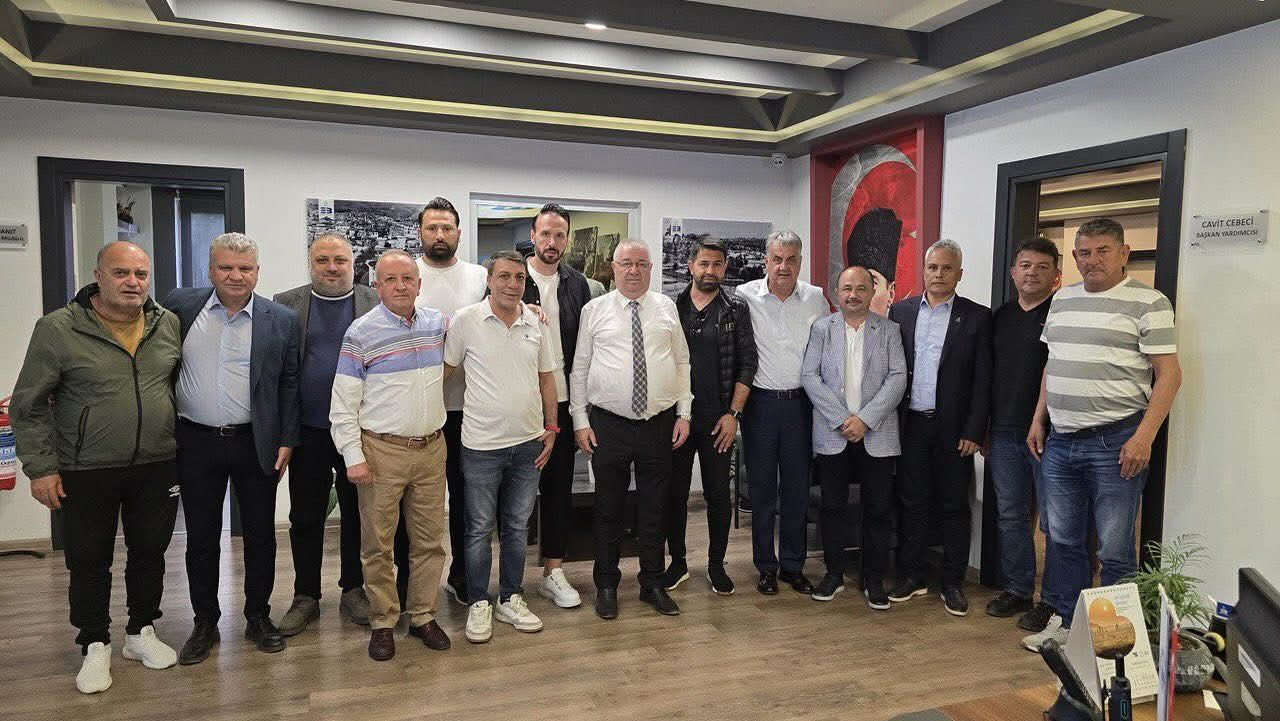 Edremitspor Sezon Değerlendirmesi ve Gelecek Planları Görüşüldü