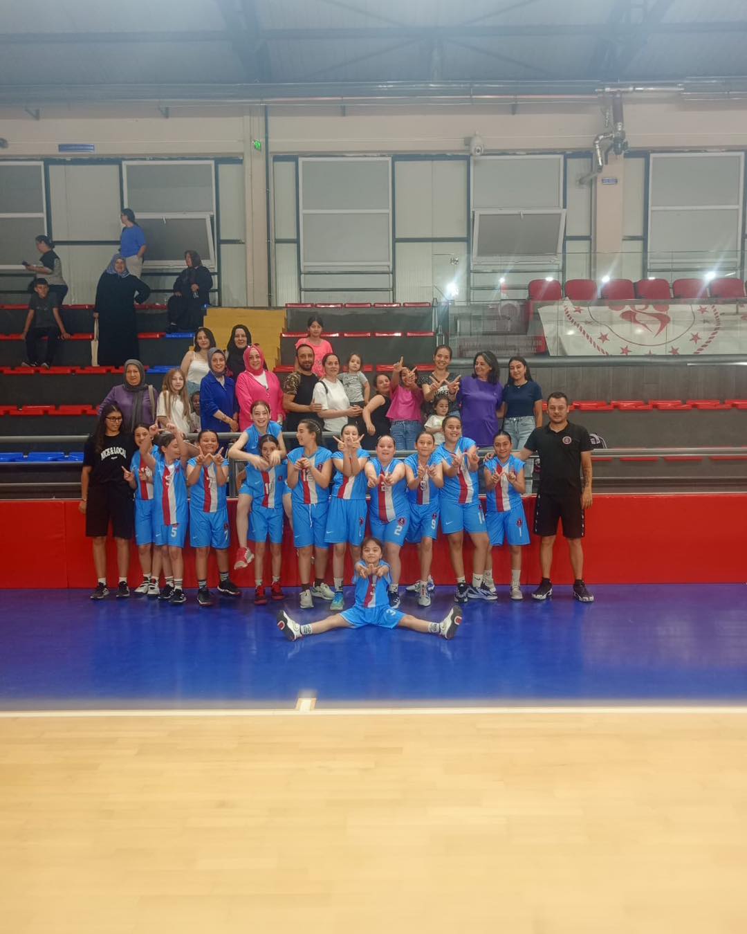 Havran Belediye Spor U11 Kız Takımı Lige Galibiyetle Devam Ediyor