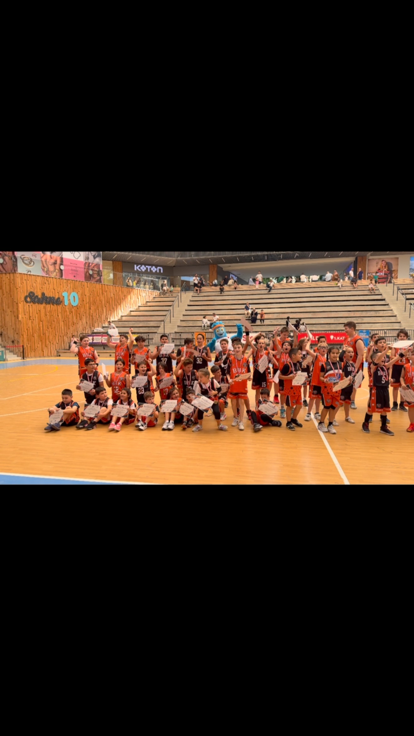 Balıkesir Basket Spor Kulübü Sahne 10'da Basketbol Severlerle Buluştu