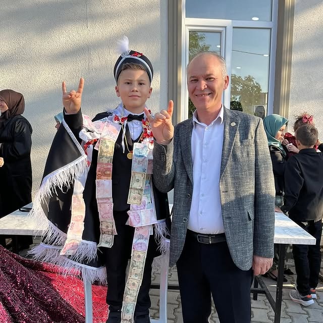 MHP Balıkesir İl Başkanı Tunç, Karesi İl Yönetiminin Sünnet Törenine Katıldı