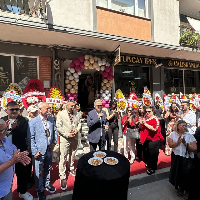 Bandırma'da Yeni Gayrimenkul Ofisi Açıldı