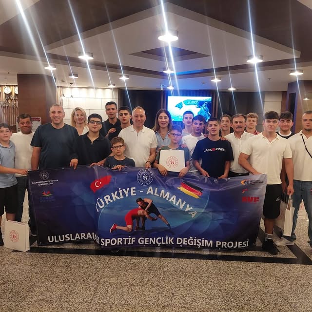 İvrindi Gençlik Merkezi'nden Almanya'ya Spor Dostluğu Köprüsü