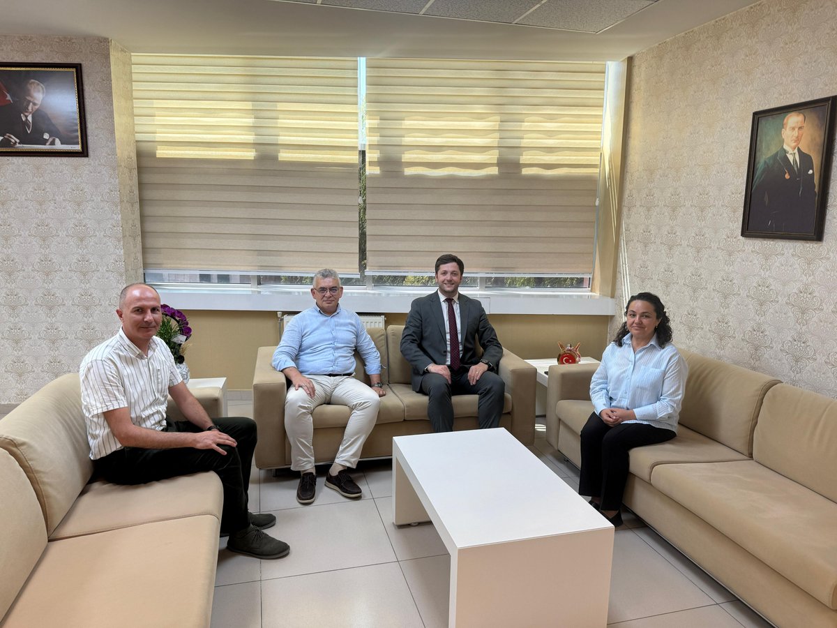 Balıkesir Gönen Devlet Hastanesi Heyeti, İl Sağlık Müdürü Çavdar’ı Ziyaret Etti