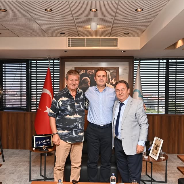 Balıkesir Büyükşehir Belediyesi'ni Tahtacı Kültür Dernekleri Federasyonu Ziyaret Etti