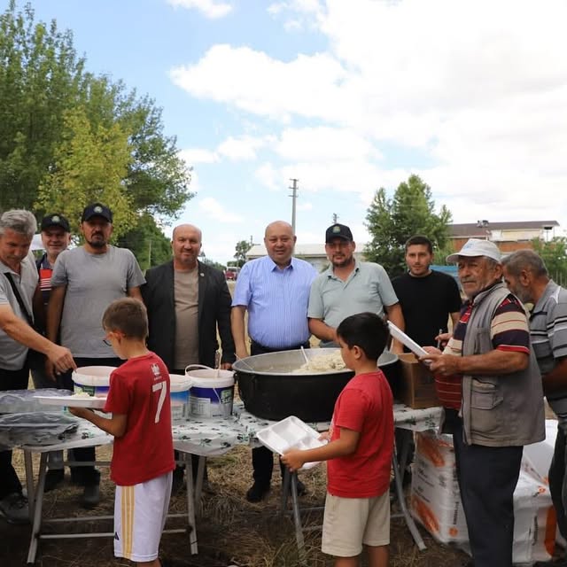 Gönen Belediye Başkanı Palaz Hasanbey Mahallesi'nde Vatandaşlarla Buluştu