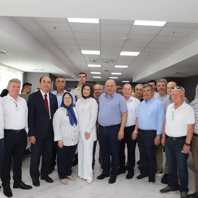 Gönen Ticaret Odası Temsilcileri İğne Oyası Yıl Sonu Sergisine Katıldı