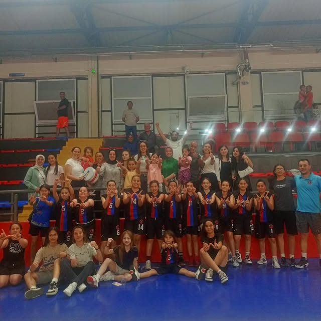 Havran Belediye Spor U11 Kız Basketbol Takımı Lige 6'da 6'yla Devam Ediyor