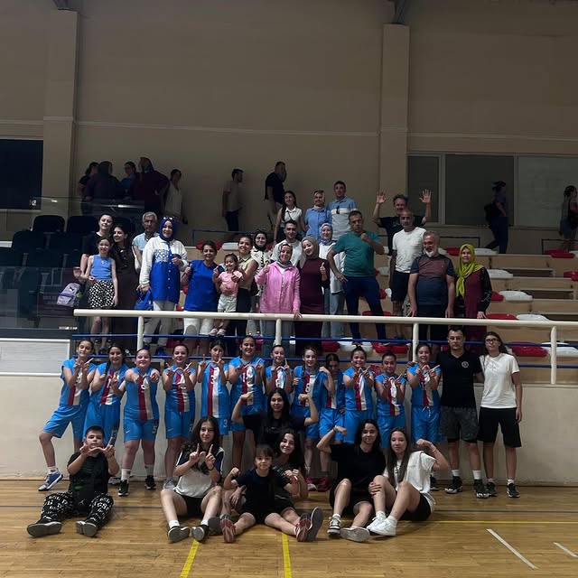 Havran Belediye Spor U11 Kız Basketbol Takımı Balıkesir Şampiyonu Oldu