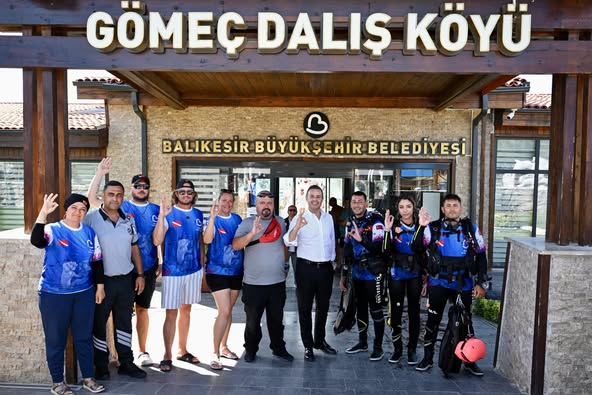 Balıkesir Büyükşehir Başkanı Akın, Gömeç'te Proje Görüşmeleri Yaptı