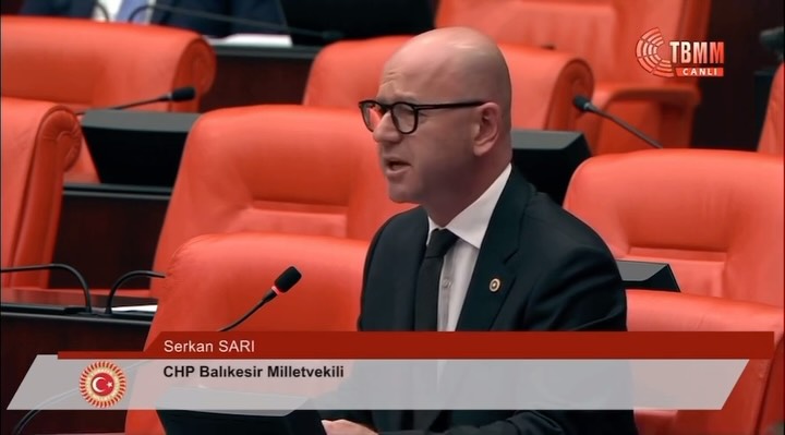 CHP'li Vekilden Aile Bakanı'na Soyadı Değişikliği Eleştirisi: 2 Milyar TL Gelir İddiası