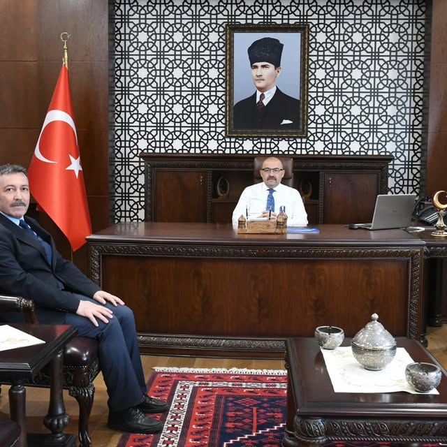 TÜİK Balıkesir Bölge Müdürü Görevine Başladı, Vali Ustaoğlu'nu Ziyaret Etti