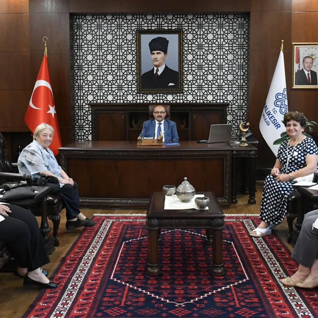 Balıkesir Valisi Ustaoğlu, Sivil Toplum Kuruluşlarıyla İstişare Toplantısı Gerçekleştirdi